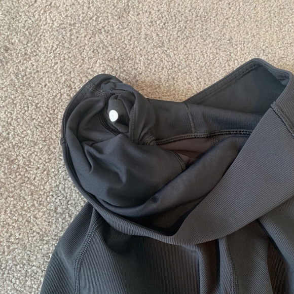 Lululemon High-Rise Ribbed Crop - Picture 5 of 5